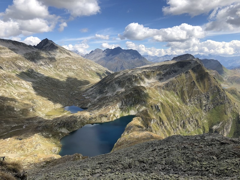 Blick ins Cadlimo-Tal, wodurch wir die Route nach Osten fortsetzen werden