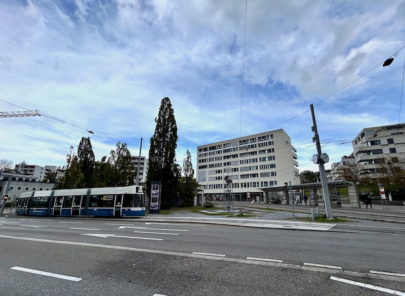 Beim Frankental wendet das 13er-Tram