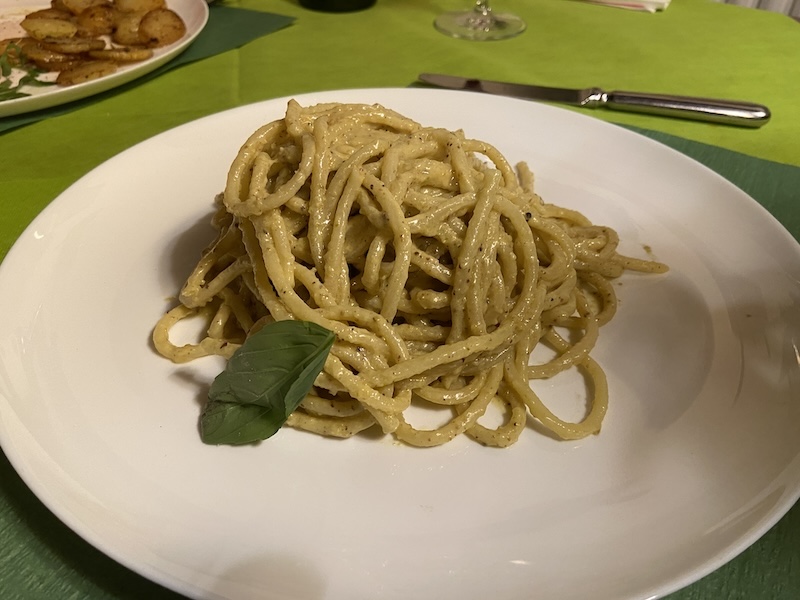 Hauptspeise Nr. 3: Spaghetti al pesto