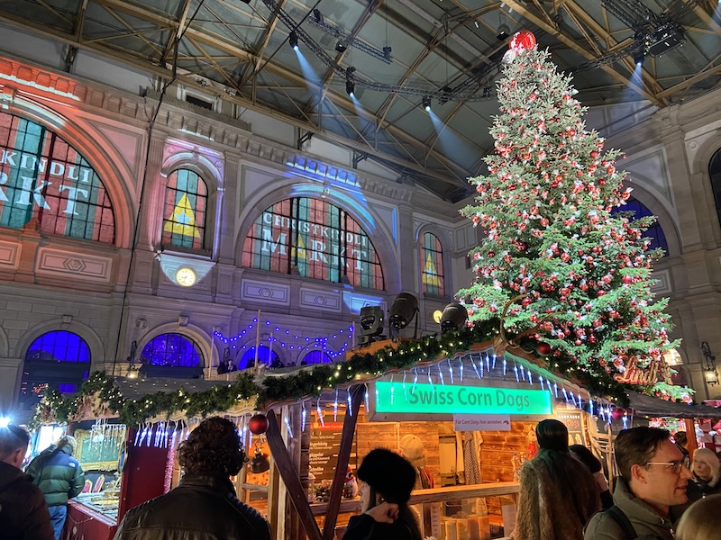 In der Halle des Hauptbahnhofs