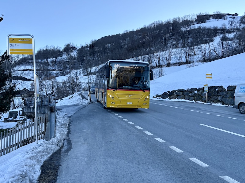 Für den letzten Kilometer kommt das Postauto gerade recht